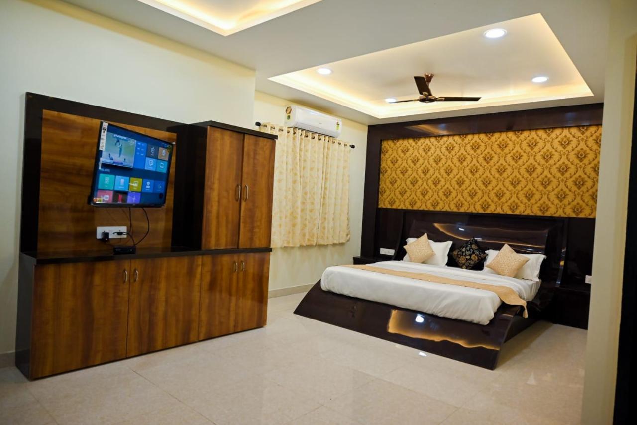 Hotel Golden Bliss Бхопал Экстерьер фото