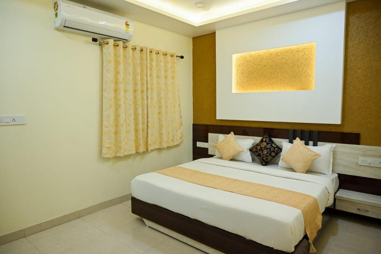 Hotel Golden Bliss Бхопал Экстерьер фото
