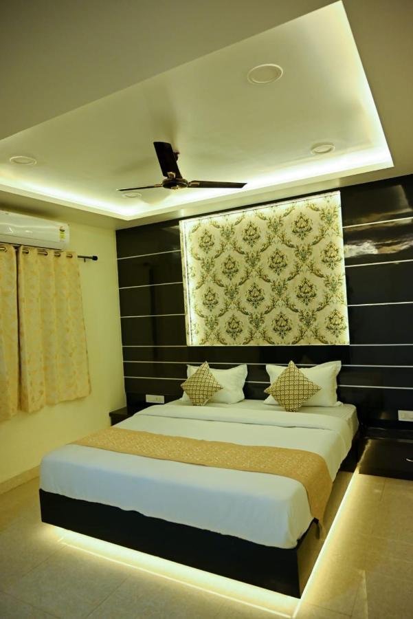 Hotel Golden Bliss Бхопал Экстерьер фото