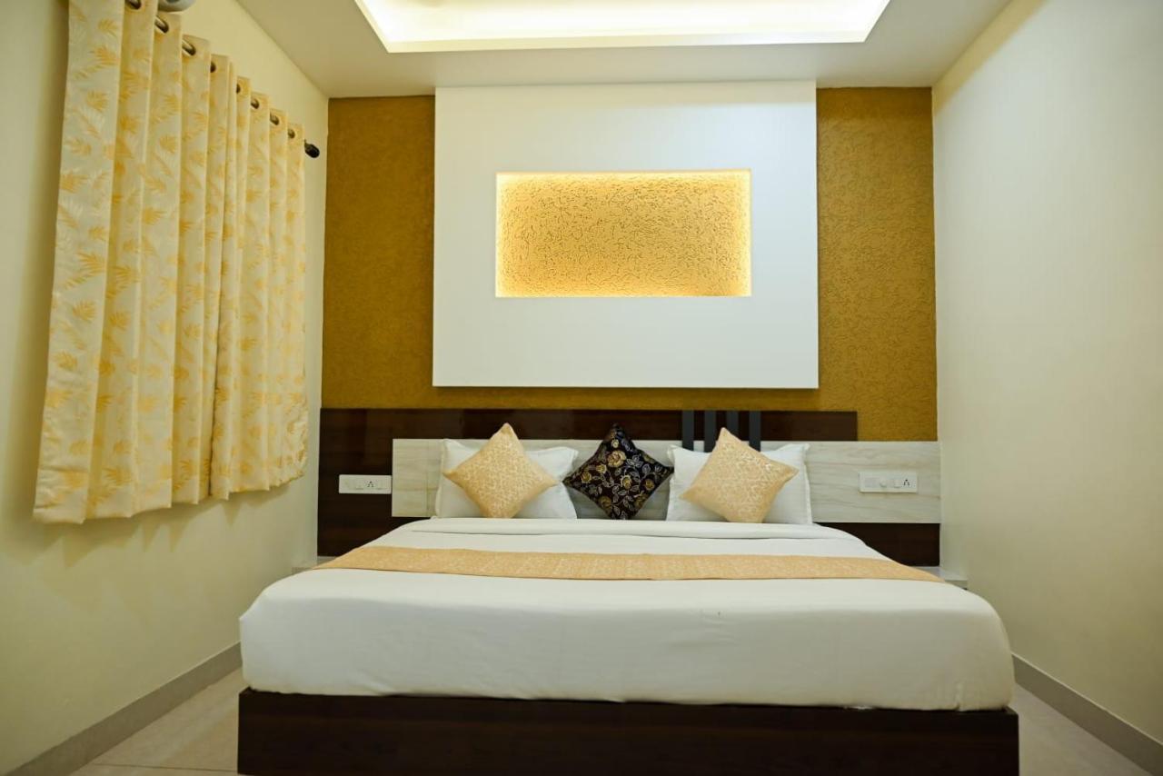 Hotel Golden Bliss Бхопал Экстерьер фото